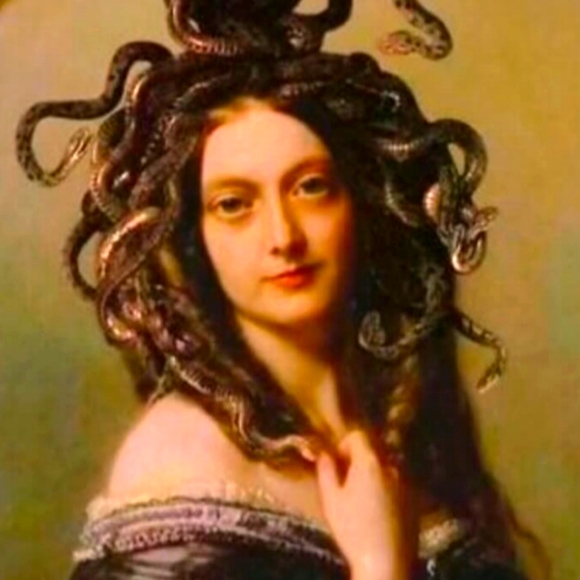 Meet your Posher, Christine - Picture 1 of 1